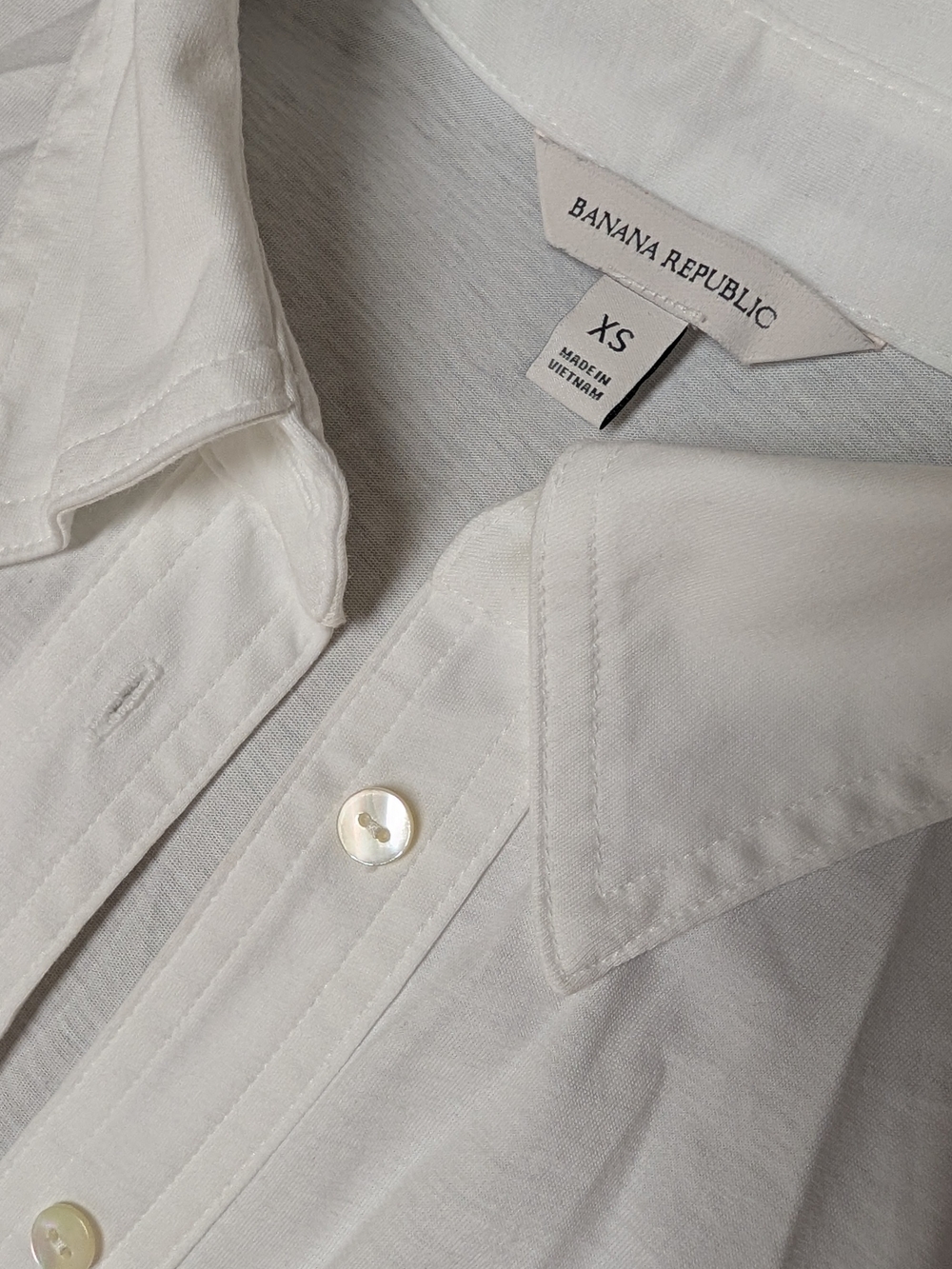 White Short-Sleeve Button Front Shirt - Classic Women's Top - Picture 5 of 10